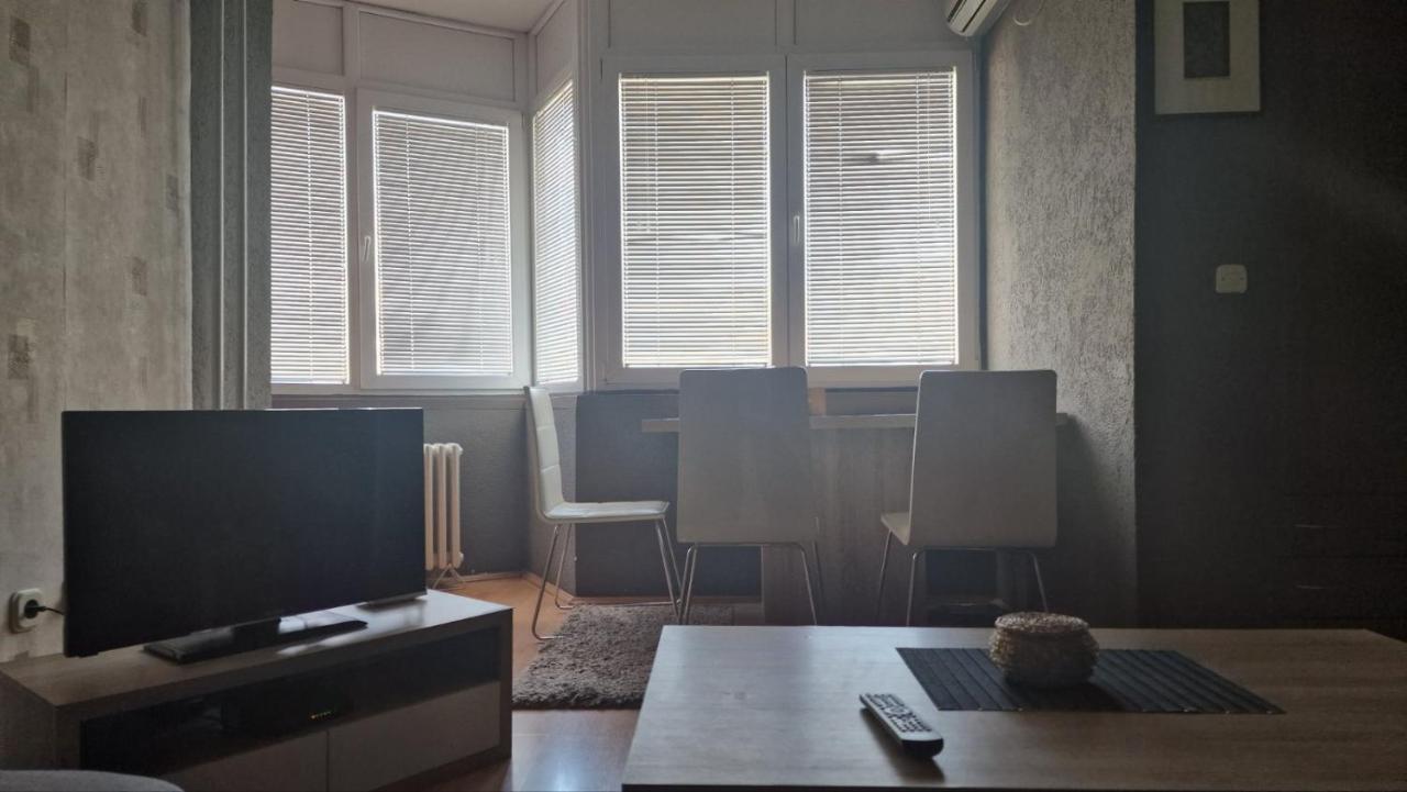 Skopje Plaza Apartment Ngoại thất bức ảnh